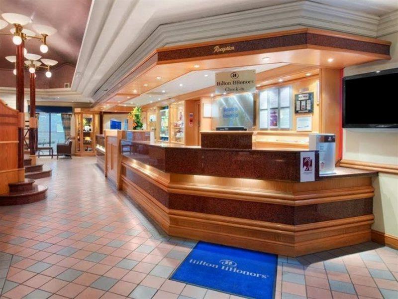 Doubletree By Hilton Bristol North Hotel Exterior photo
